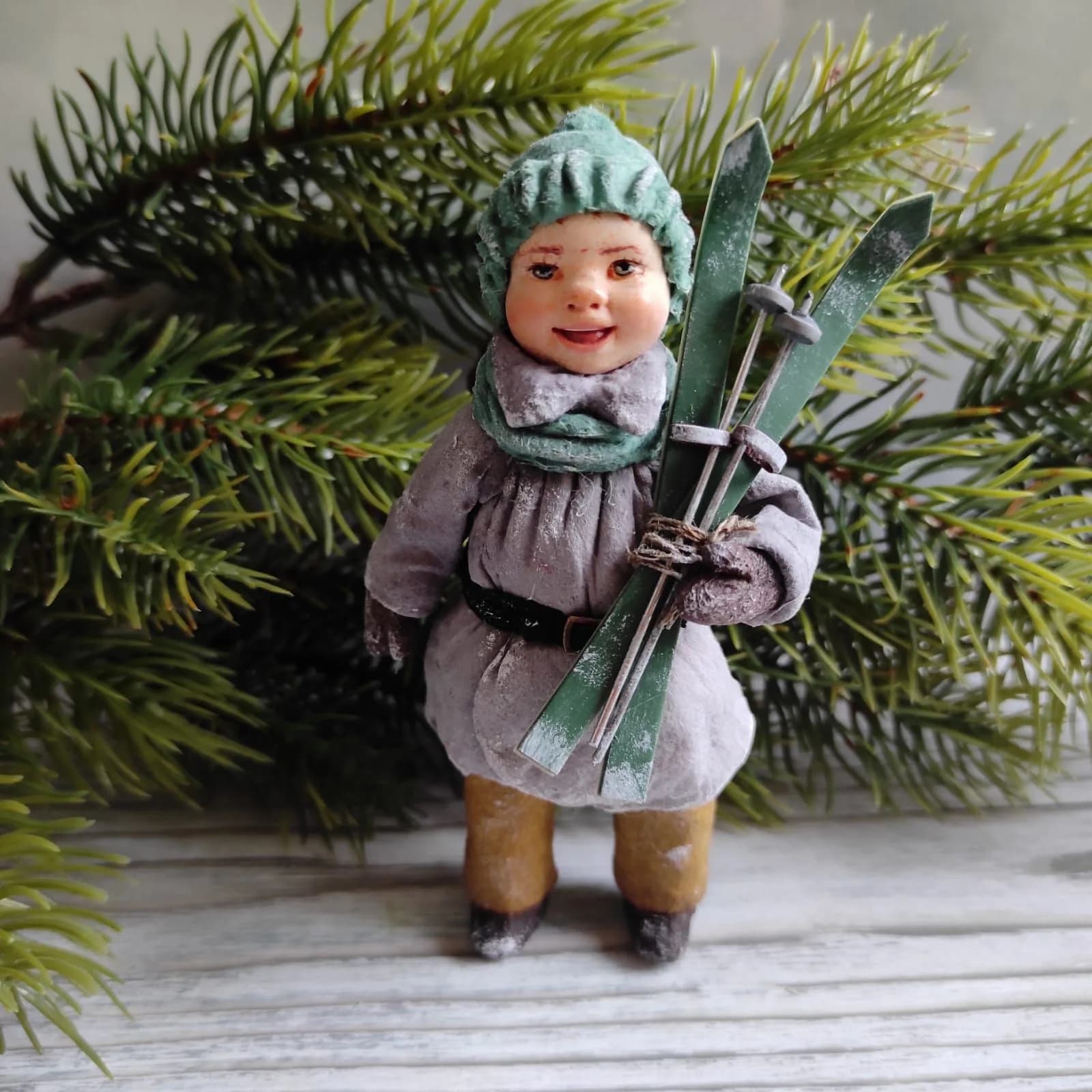 Ватная ёлочная игрушка «Ватная ёлочная игрушка Мальчик с лыжами»