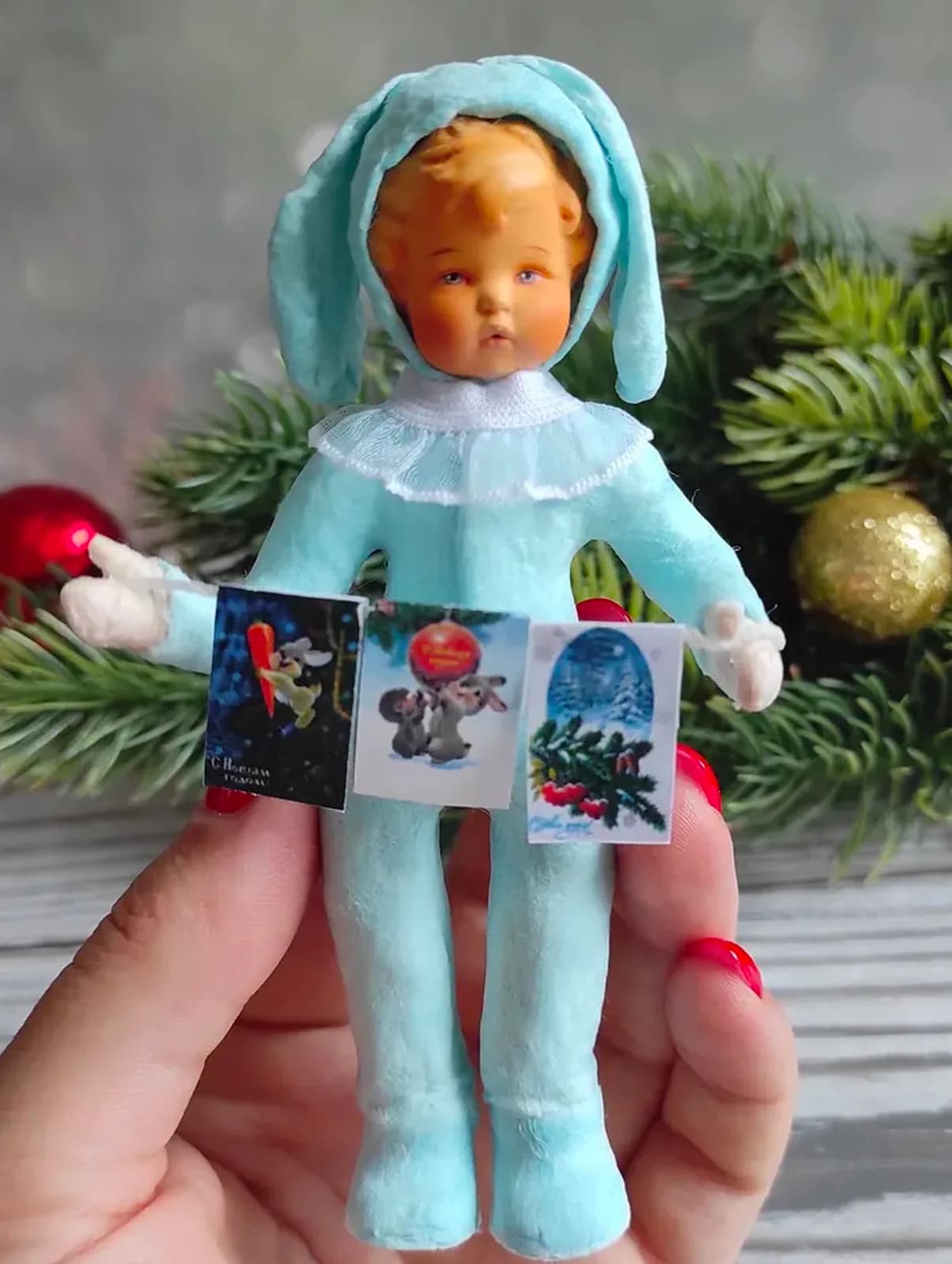 Ватная ёлочная игрушка «Коллекционная ватная ёлочная игрушка Зайчик с открытками, винтажная, ретро СССР, ручная работа»
