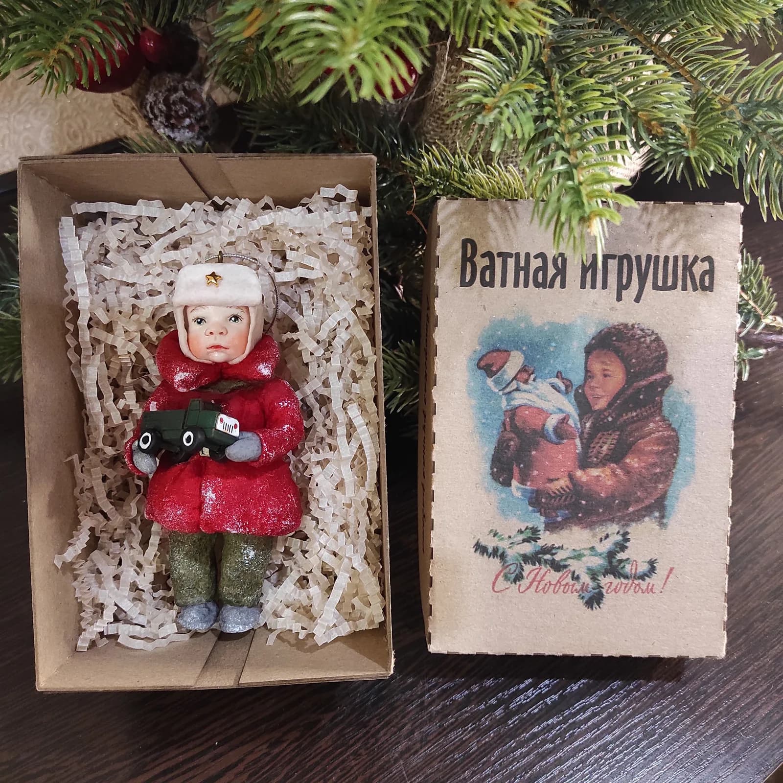 Ватная ёлочная игрушка «Мальчик с машинкой. Ватная ёлочная игрушка.»