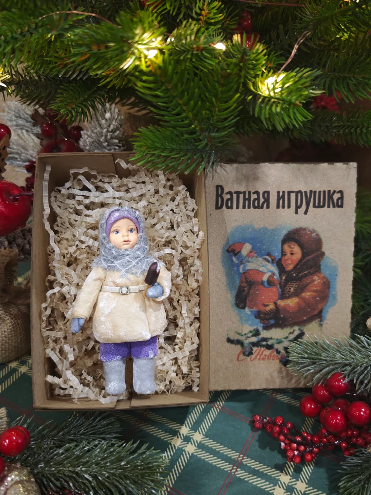 Ватная ёлочная игрушка «Коллекционная ватная ёлочная игрушка Девочка с мороженым эскимо, ретро СССР, ручная работа, подарок»