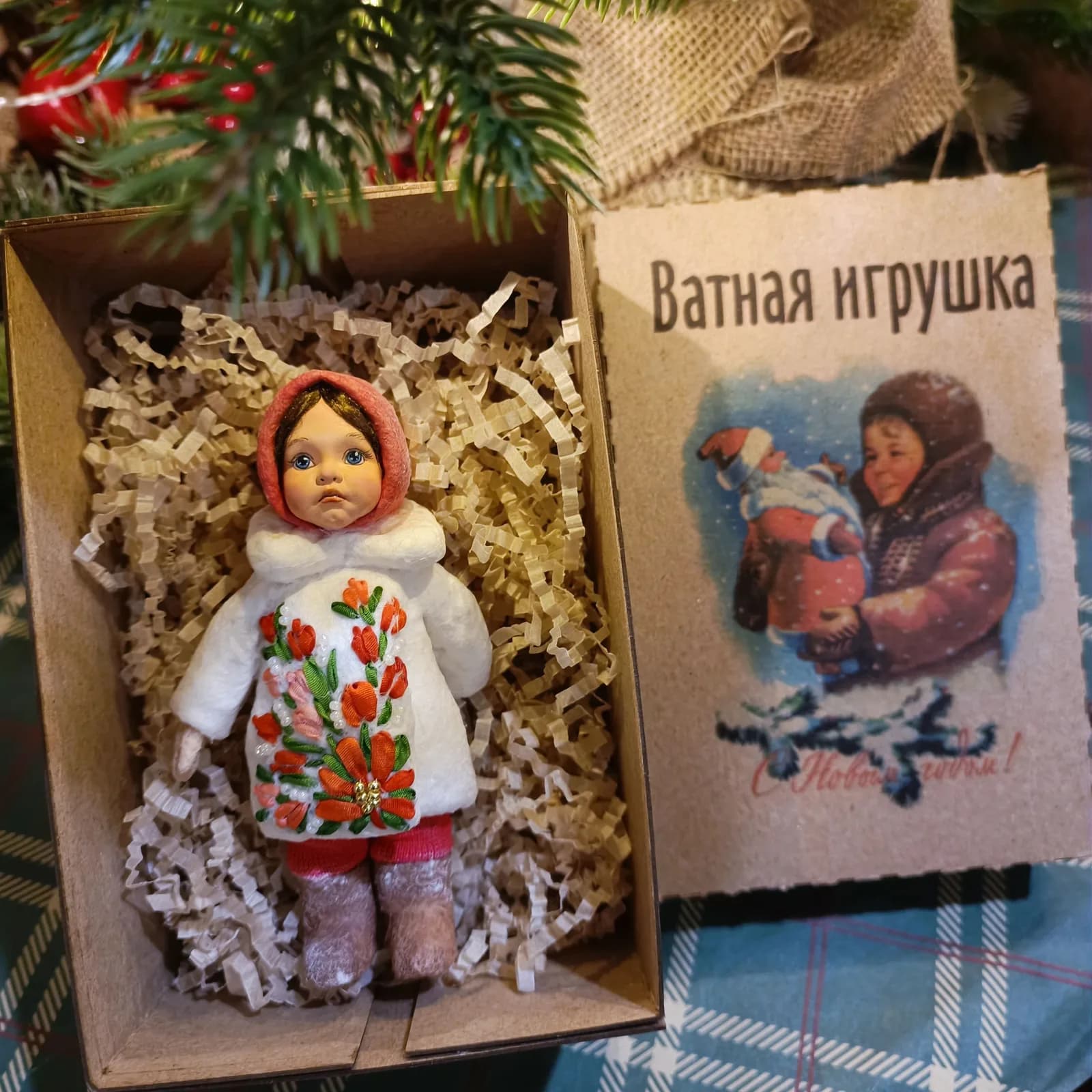 Ватная ёлочная игрушка «Сонечка. Ватная игрушка. Ручная вышивка»