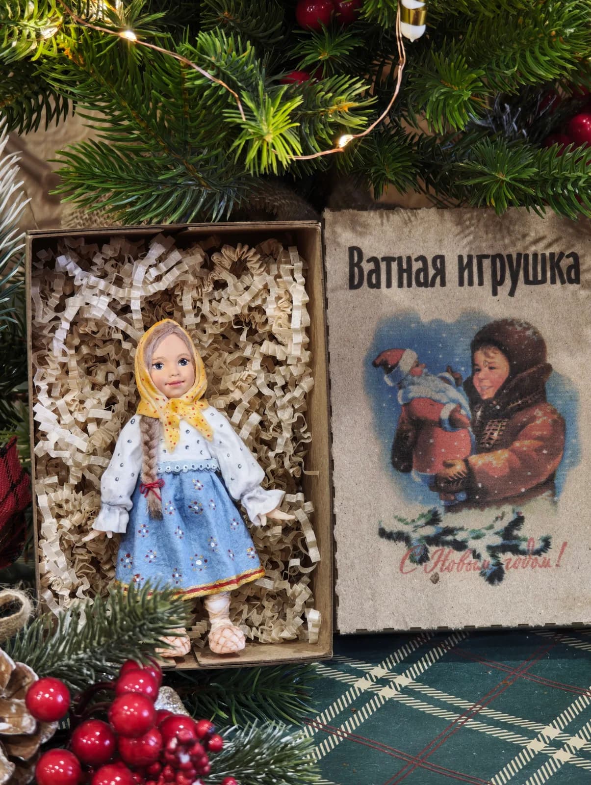 Ватная ёлочная игрушка «Девочка в сарафане. Ватная игрушка. Коллекционная»