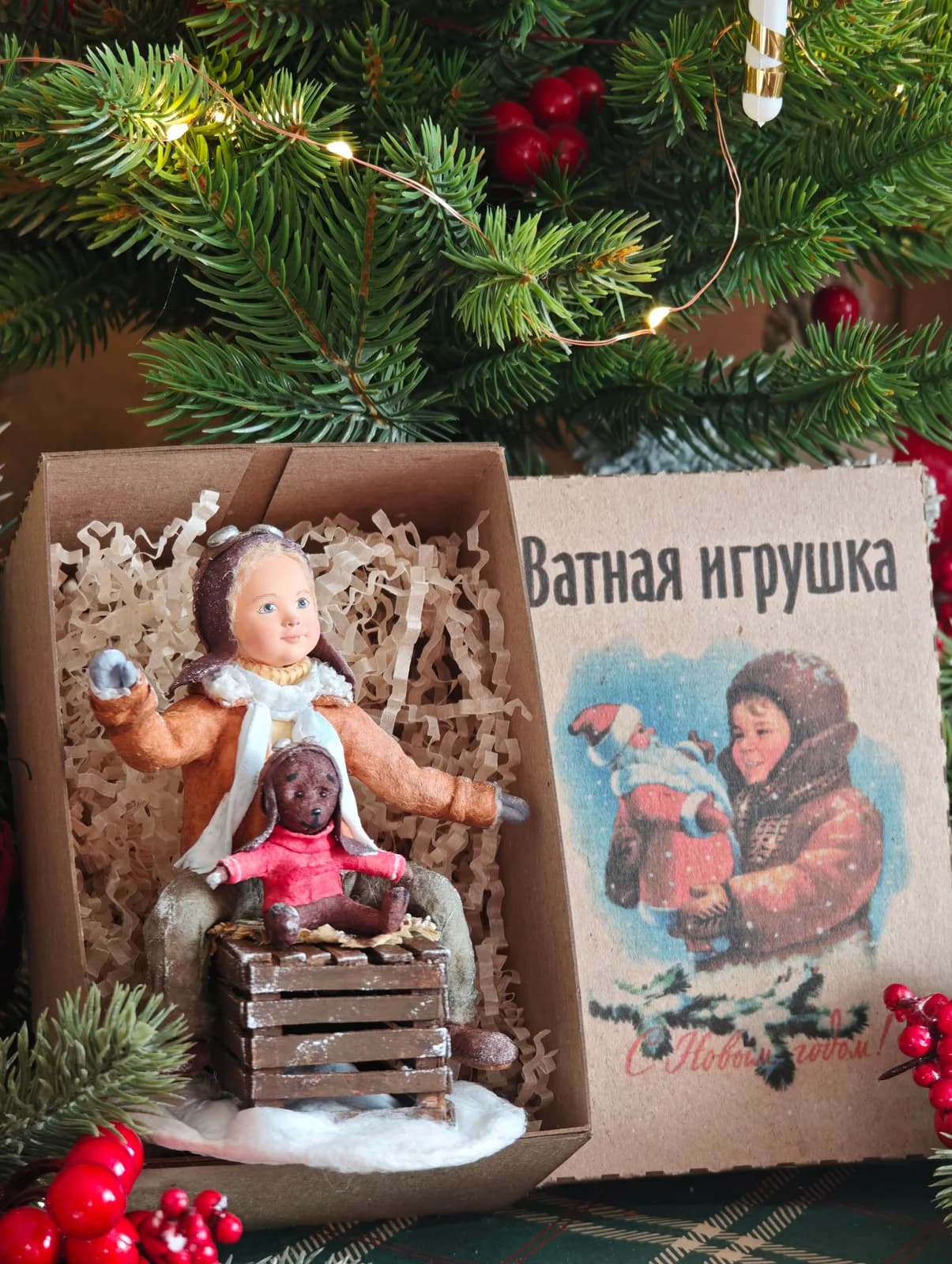 Ватная ёлочная игрушка «Мальчик и мишка. Ватная игрушка на прищепке. Коллекционная»