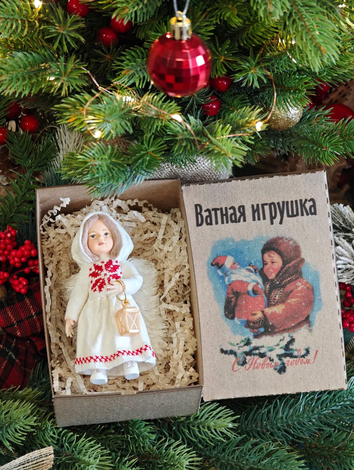 Ватная ёлочная игрушка «Коллекционная ватная ёлочная игрушка. Ангел со свечой. Ручная вышивка крестом, ретро СССР, ручная работа, подарок»